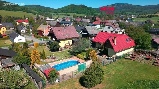 Prodej rodinného domu 620 m², pozemek 1349 m²
