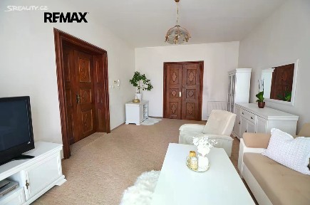 Prodej rodinného domu 307 m², pozemek 989 m² Masarykovo nám., Uničov