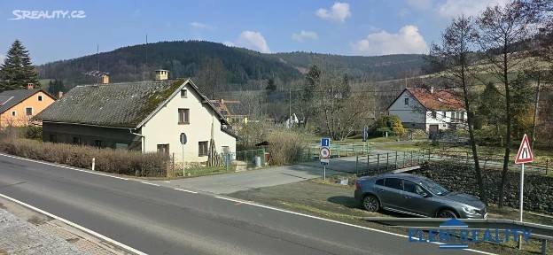 Prodej rodinného domu 228 m², pozemek 785 m²