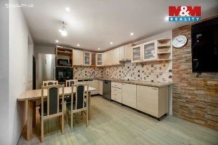 Prodej rodinného domu 150 m², pozemek 375 m²