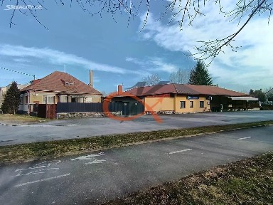 Prodej rodinného domu 343 m², pozemek 1082 m²