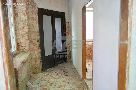 Prodej rodinného domu 210 m², pozemek 463 m² Oskava