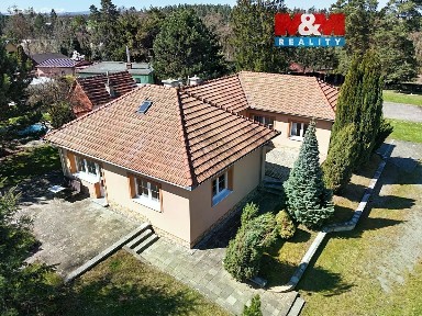 Prodej rodinného domu 120 m², pozemek 3903 m²