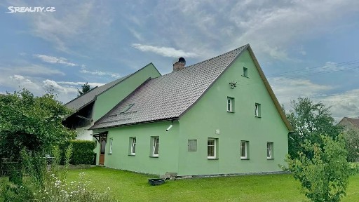 Prodej rodinného domu 170 m², pozemek 3824 m²