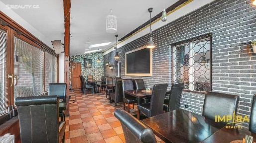 Prodej restaurace 100 m² Mezi Křižovatkami, Dolní Břežany