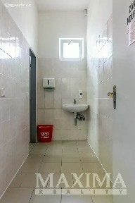 Prodej obchodního prostoru 148 m²