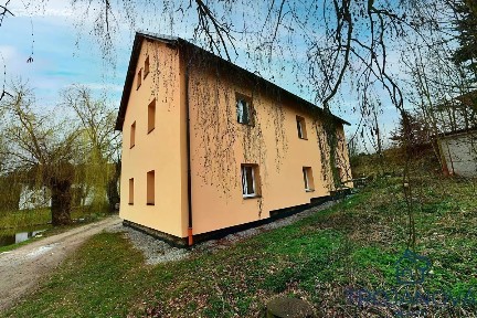 Prodej činžovního domu 306 m²
