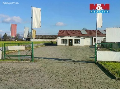 Prodej obchodního prostoru 972 m²