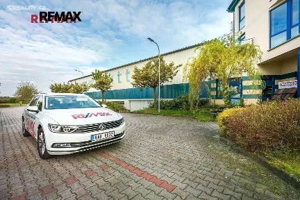 Prodej skladového prostoru 2325 m²