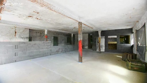 Prodej skladového prostoru 10000 m²