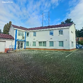 Bezručova, Říčany