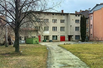 Prodej výrobní haly, prostoru 1875 m²