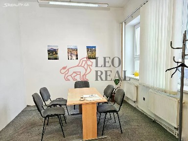 Prodej výrobní haly, prostoru 372 m²