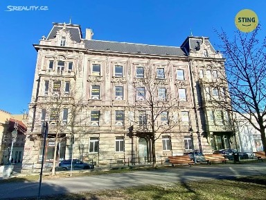 Prodej komerční nemovitosti 2050 m²