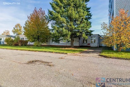 Pronájem výrobní haly, prostoru 1426 m²