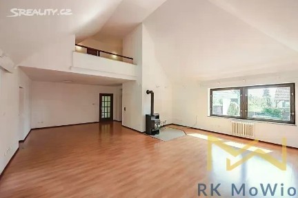 Pronájem rodinného domu 417 m², pozemek 999 m² Ke hrádku, Praha - Kunratice
