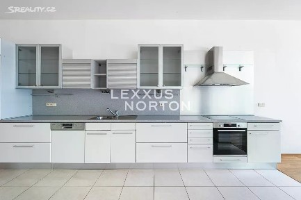 Pronájem rodinného domu 373 m², pozemek 857 m² Nebušická, Praha - Nebušice