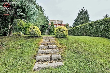 Pronájem rodinného domu 260 m², pozemek 1000 m² Nebušická, Praha - Nebušice