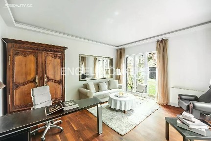 Pronájem rodinného domu 260 m², pozemek 629 m² Jižní I, Praha - Záběhlice