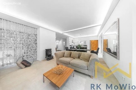 Pronájem rodinného domu 259 m², pozemek 398 m² Jižní I, Praha - Záběhlice