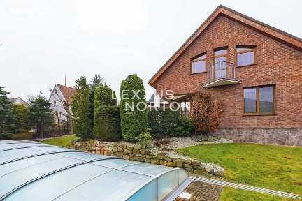 Pronájem vily 384 m², pozemek 903 m² Druhého odboje, Praha - Nebušice