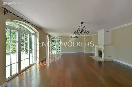 Pronájem vily 400 m², pozemek 1213 m² Praha - Nebušice