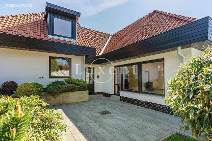 Pronájem rodinného domu 417 m², pozemek 1180 m² Ke hrádku, Praha - Kunratice