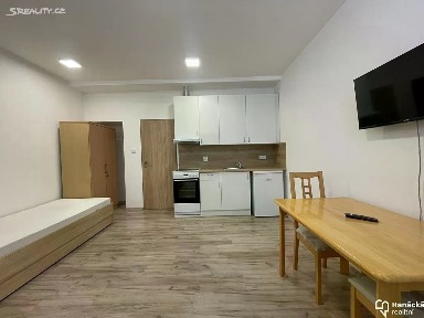 Bystřice pod Hostýnem, Kroměříž, Nádražní