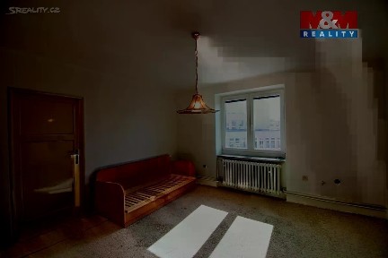 Pronájem bytu 3+1 70 m² Náměstí Míru, Rožnov pod Radhoštěm