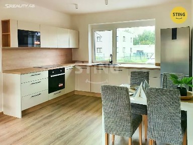 Pronájem rodinného domu 130 m², pozemek 1233 m² Dolní Domaslavice