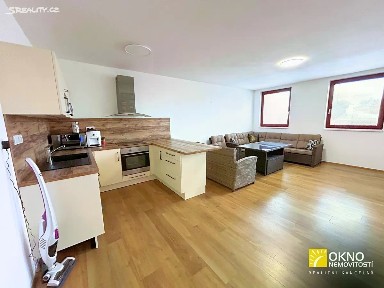 Pronájem bytu 3+kk 104 m² Smetanovo nábřeží, Vyškov - Vyškov-Předměstí