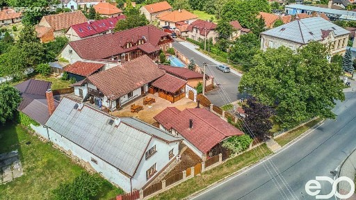 Prodej rodinného domu 178 m², pozemek 1121 m²