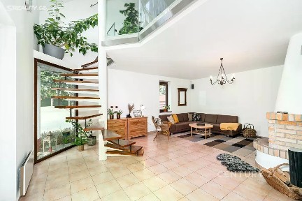 Prodej rodinného domu 330 m², pozemek 709 m² Za Dvorem, Horoměřice