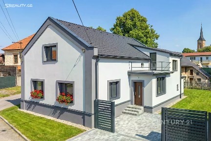 Prodej rodinného domu 155 m², pozemek 906 m²
