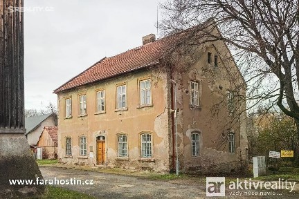 Prodej rodinného domu 420 m², pozemek 1350 m²