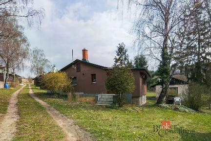 Prodej chaty 31 m², pozemek 53 m²