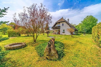 Prodej rodinného domu 113 m², pozemek 2329 m²