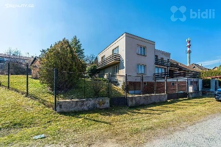 Prodej rodinného domu 220 m², pozemek 1307 m²