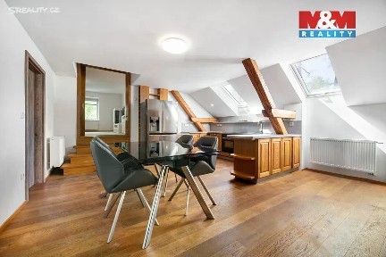 Prodej restaurace 290 m²