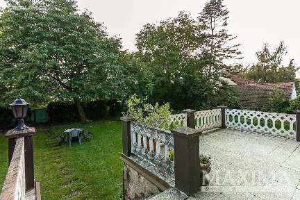 Prodej rodinného domu 270 m², pozemek 868 m²