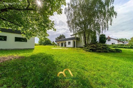 Prodej rodinného domu 195 m², pozemek 4500 m² Doubravička