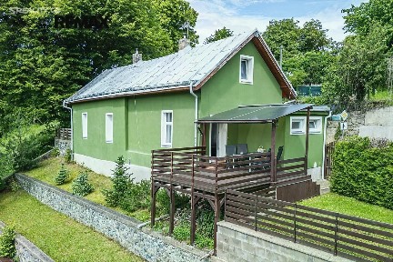 Prodej rodinného domu 142 m², pozemek 347 m² Hlavní, Všestary - Menčice