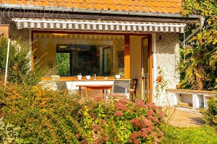 Pražská, Lety