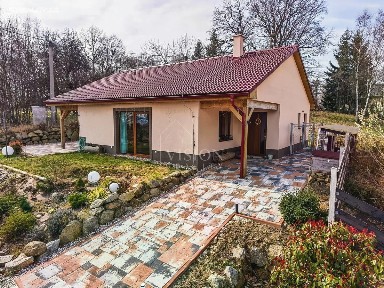 Ládeveská, Kamenice - Ládeves
