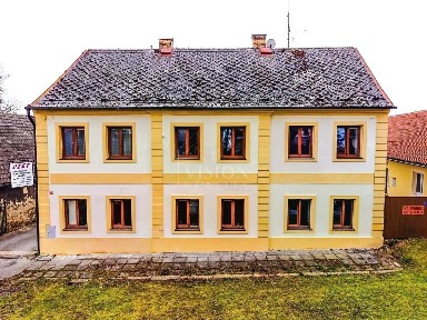 Prodej vícegeneračního domu 285 m², pozemek 339 m²
