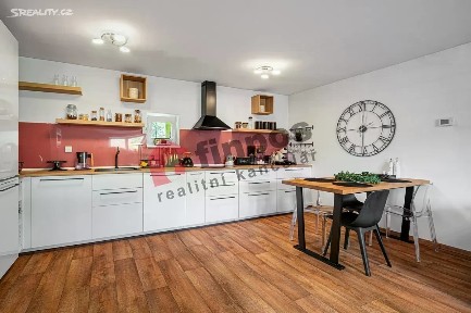 Prodej rodinného domu 192 m², pozemek 420 m²