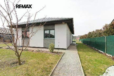 Prodej rodinného domu 92 m², pozemek 738 m² Třebichovická, Kladno - Švermov