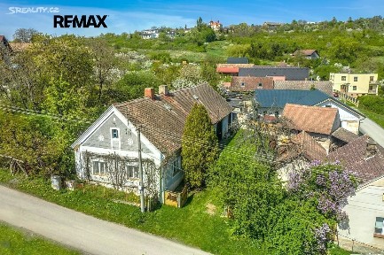 Prodej rodinného domu 180 m², pozemek 629 m²
