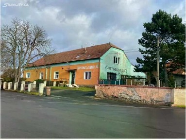 Prodej rodinného domu 497 m², pozemek 2119 m²