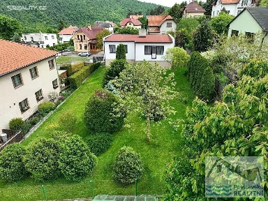 Prodej rodinného domu 214 m², pozemek 858 m²